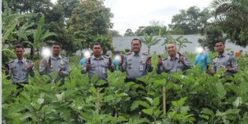 Lapas Pasir Pangarayan Panen Terong dan Telur Bebek dalam Program Ketahanan Pangan dan Pembinaan Kemandirian
