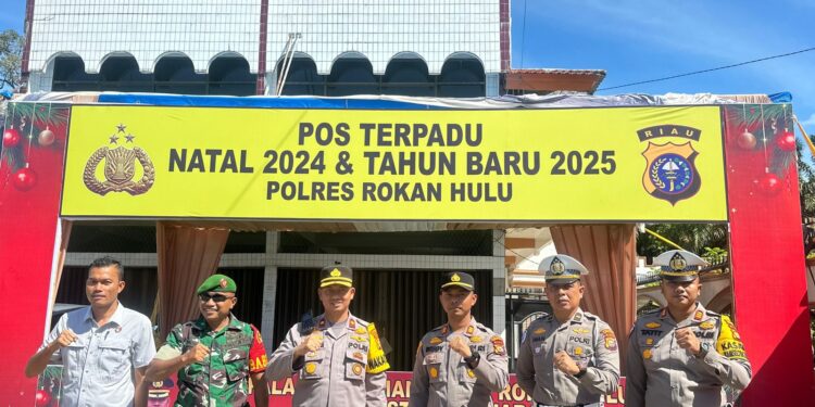 Wakapolres Rokan Hulu Tinjau Pos Terpadu Jembatan Ujung Batu, Tekankan Kesiapan Operasi Lilin Lancang Kuning 2024