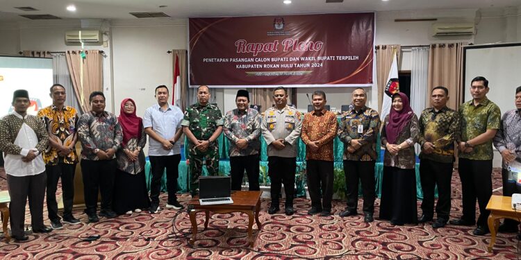KPU Rokan Hulu Gelar Rapat Pleno Penetapan Bupati dan Wakil Bupati Terpilih 2024