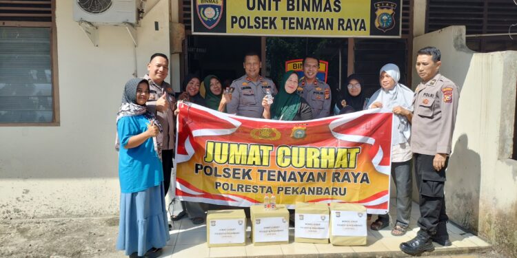 Polsek Tenayan Raya Gelar ‘Jumat Curhat’ untuk Dengar Aspirasi Warga