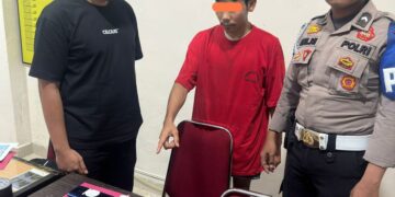 Lagi – Lagi Sat Res Narkoba Polres Rokan Hulu Gulung Bandar Narkotika Di Kebun Sawit. 