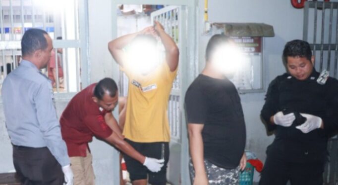 Waspada Jangan-jangan Bagi Petugas Pemasyarakatan, Lapas Pasir Pangarayan Geledah Kamar Hunian Warga Binaan