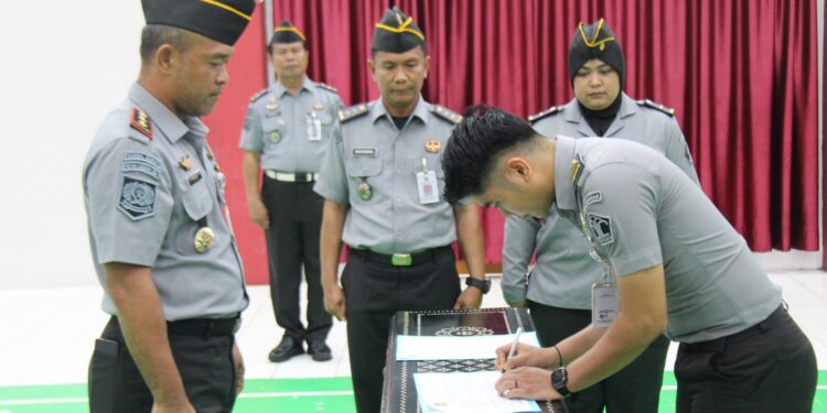 Sah, 1 Petugas Lapas Pekanbaru Resmi Dilantik Jadi PNS