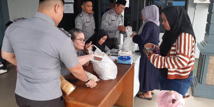 Semarak Ramadhan 1446 H, Lapas Pekanbaru Buka Layanan Titip Makanan Berbuka Puasa Untuk Warga Binaan Pemasyarakatan