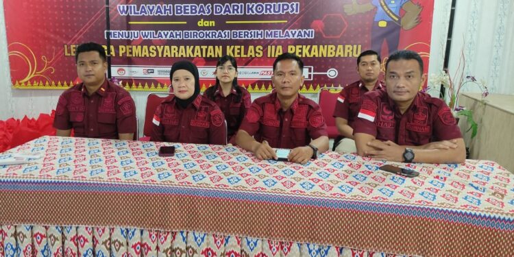 Percepat Pembangunan ZI, Lapas Pekanbaru Ikuti Zoom Terkait Pengumpulan Data Dukung RKT RB Triwulan I 2025