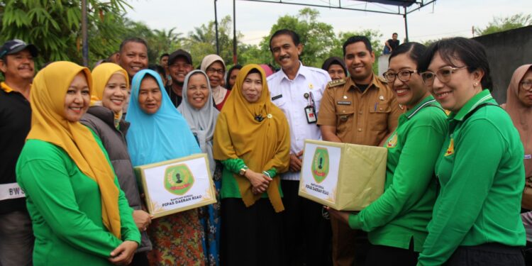 Pemasyarakatan Peduli Korban Bencana, Jajaran Kanwil Ditjenpas Riau dan UPT Pemasyarakatan Se-Pekanbaru Gelar Bakti Sosial Untuk Korban Banjir Rumbai