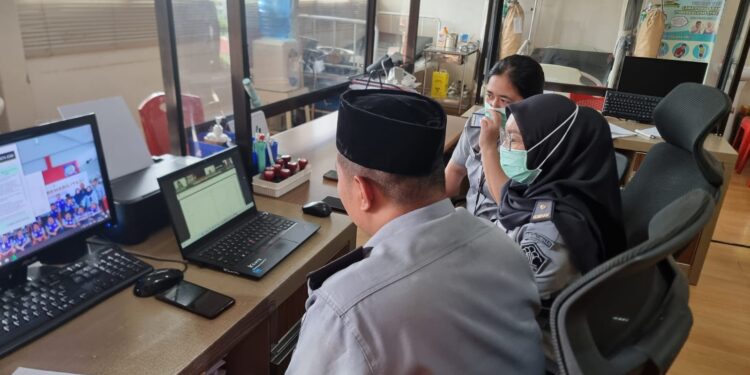 Tingkatkan Kualitas SDM,Operator SDP Lapas Pekanbaru Ikuti Kegiatan Sosialisasi dan Bimtek Pemanfaatan Aplikasi SDP Watkesrehab