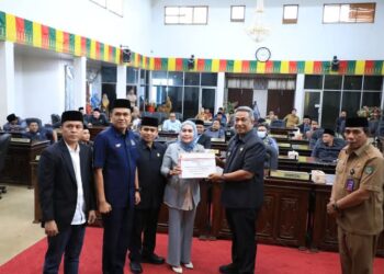 Rapat Paripurna Penyampaian LKPJ Tahun 2024 dan Ranperda Perusahaan Perseroan Daerah Bank Perekonomian Rakyat Rokan Hulu