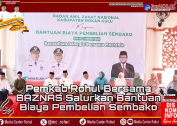 Pemkab Rohul Bersama BAZNAS Salurkan Bantuan Biaya Pembelian Sembako
