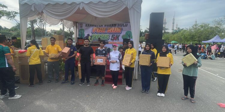 Semarak Karhutla Fun Run 2025 Polres Rokan Hulu: Ribuan Peserta Berlari Sembari Kampanyekan Cinta Lingkungan