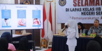 Mahasiswi Prodi DIII Kebidanan UPP Beri Penyuluhan HIV/AIDS Kepada WBP Lapas Pasir Pangarayan