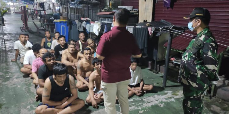Berantas Peredaran Gelap Narkoba dan Modus Penipuan, Lapas Pekanbaru Bersinergi Dengan APH Gelar Razia Gabungan