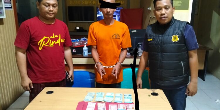 Dalam Waktu Singkat; Polsek Ramba Samo Berhasil Ungkap Kasus Penggelapan Uang, Pelaku Diamankan Di Jambi.