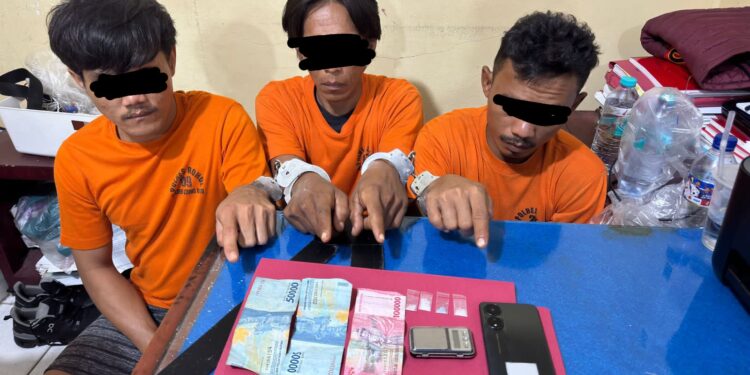 Polsek Ujung Batu Berhasil Ungkap Kasus Peredaran Narkoba Di Rumah Kontrakan Tiga Pelaku Diamankan