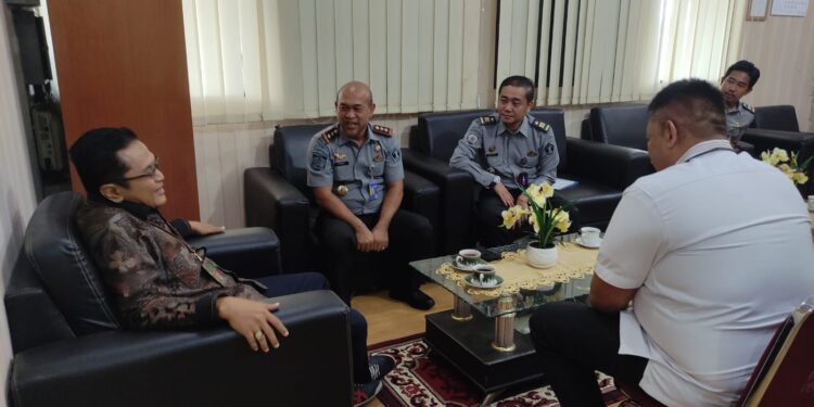 Terus Perkuat Sinergitas dengan APH terkait, Kalapas Pekanbaru Sambangi Pengadilan Negeri Pekanbaru