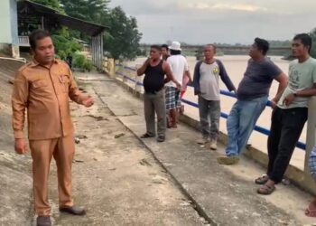 “Instruksi Bupati, Kades Suka Damai Bergerak Cepat Bangun Rakit Sungai Rokan”
