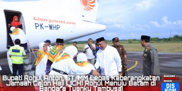 Bupati Anton Lepas JCH pada Penerbangan Ke-3 di Bandara Tuanku Tambusai Pasir Pengaraian