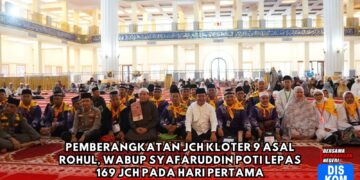 Pemberangkatan JCH Kloter 9 asal Rohul, Wabup Syafaruddin Poti Lepas 169 JCH pada Hari Pertama