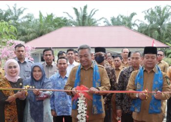 Pemkab Rokan Hulu Teken MoU dengan Universitas Rokania, Resmikan Gedung Perpustakaan Baru: Mengalirkan Ilmu untuk Masa Depan