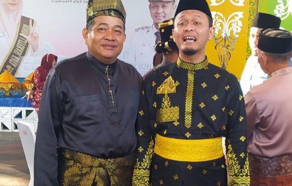 LAM Pekanbaru Anugerahkan Gelar Adat kepada Walikota, Datuk Batin Senapelan: Ini Amanah untuk Menjaga Marwah Melayu”
