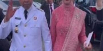 Ditengah Seruan Efisiensi, Gubernur Riau diduga Plesiran ke Inggris Bawa Istri dan Pejabat Lainnya