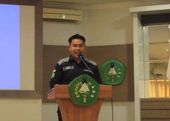 Refdi Pengurus HIMAROKO(Himpunan Mahasiswa Rokan lV koto)