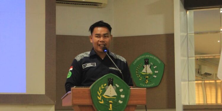 Refdi Pengurus HIMAROKO(Himpunan Mahasiswa Rokan lV koto)