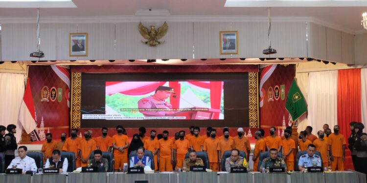 Menteri LH Apresiasi Pemprov-Polda Riau Atasi Karhutla