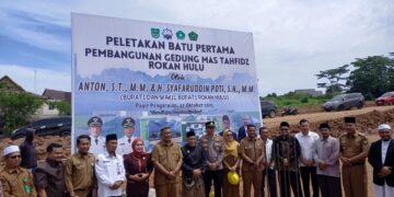 Peletakan Batu Pertama Gedung MAS Tahfidz Rokan Hulu: Awal Baru Melahirkan Generasi Qurani