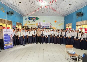 Polsek Kunto Darussalam Sosialisasikan Penerimaan Siswa Baru SMK Kemala Taruna Bhayangkara 2026/2027 di SMP Eka Dura Lestari