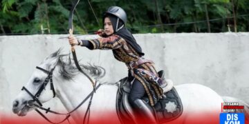 Tiga Atlet Rokan Hulu Wakili Riau di Kejurnas Horseback Archery Bromo 2025