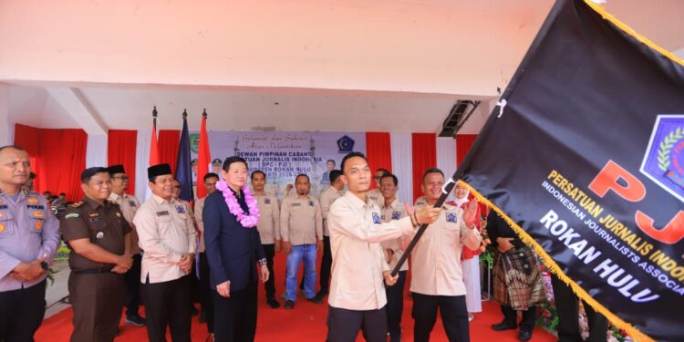 Sah! Pengurus DPC PJI Rokan Hulu 2026-2029 Resmi Dikukuhkan