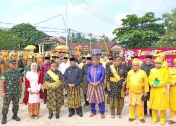 Raja Rambah XI Hadir dalam Penabalan Junjungan Adat Kunto Darussalam, Merajut Persatuan Luhak